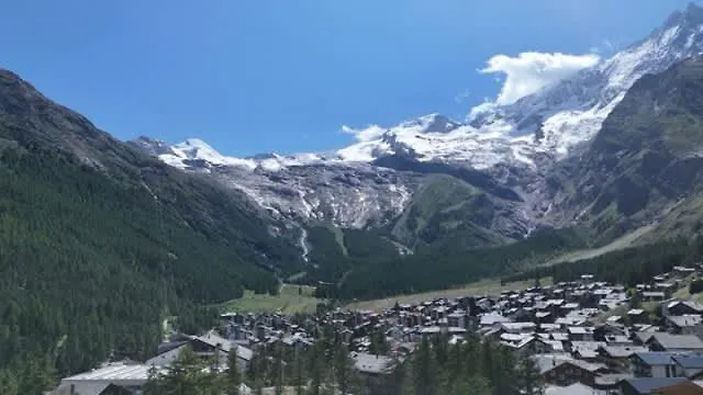 Cozy Single In The Heart Of Fogadó Saas Fee